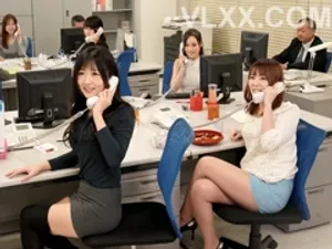 Người phụ nữ trẻ ly hôn Manru