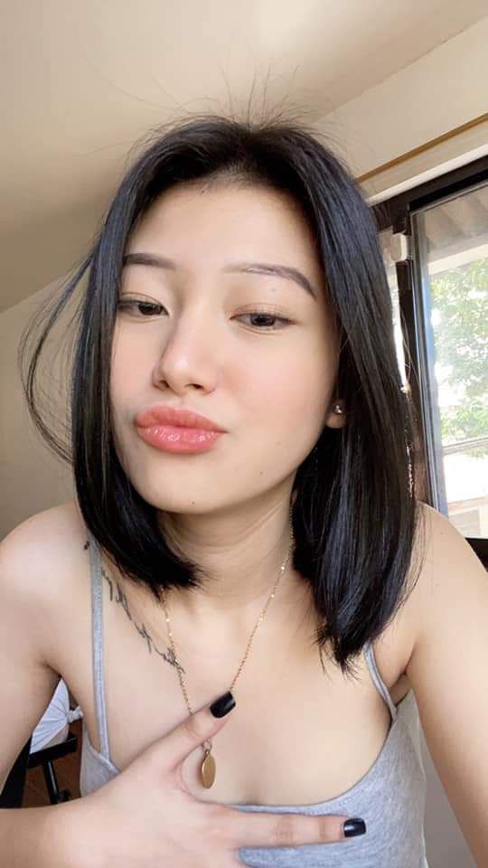 Cậu trai trúng độc đắc được Trả bài chị gái xinh như tiên của người yêu